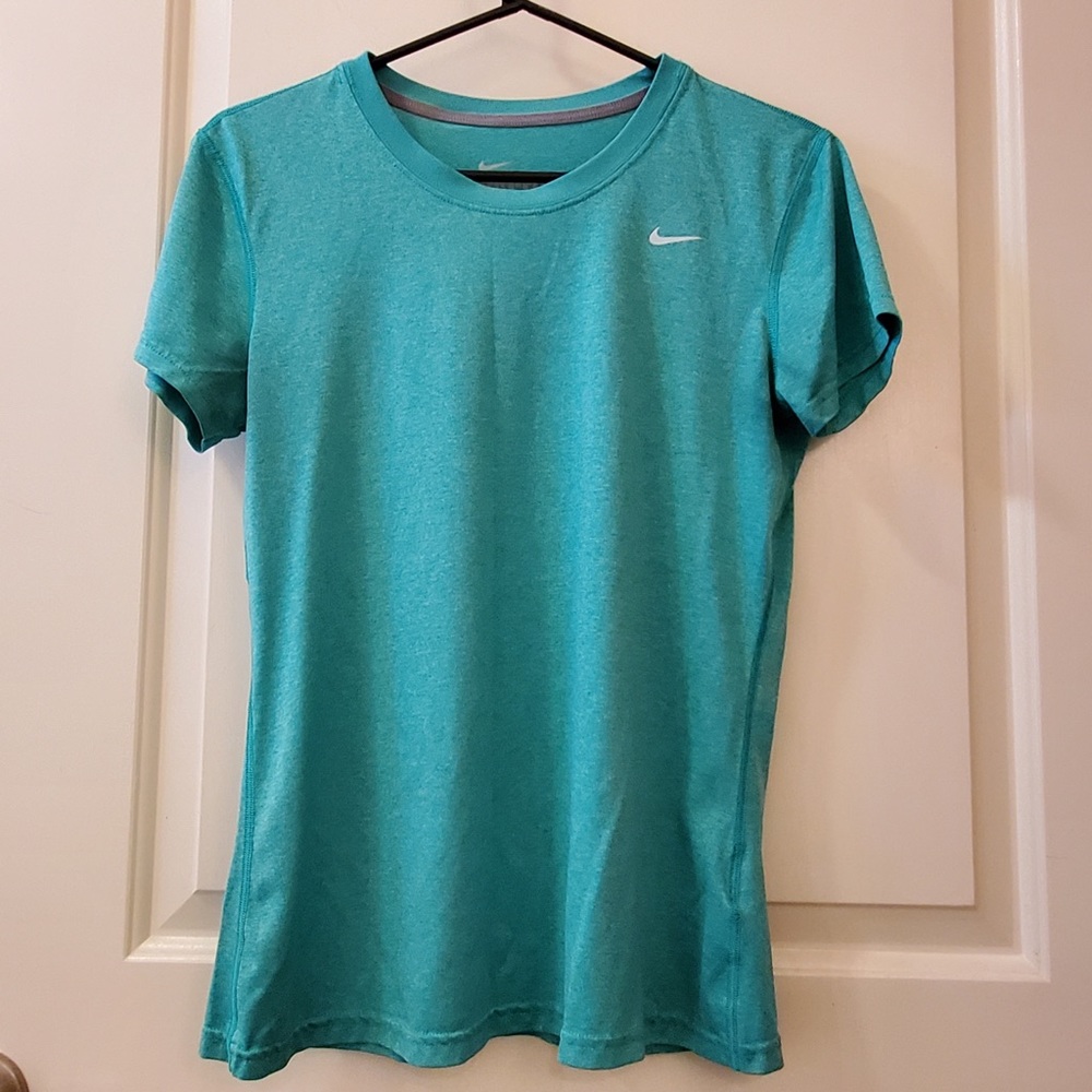 NIKE DRI-FIT Crew Neck Short Sleeve T-Shirt